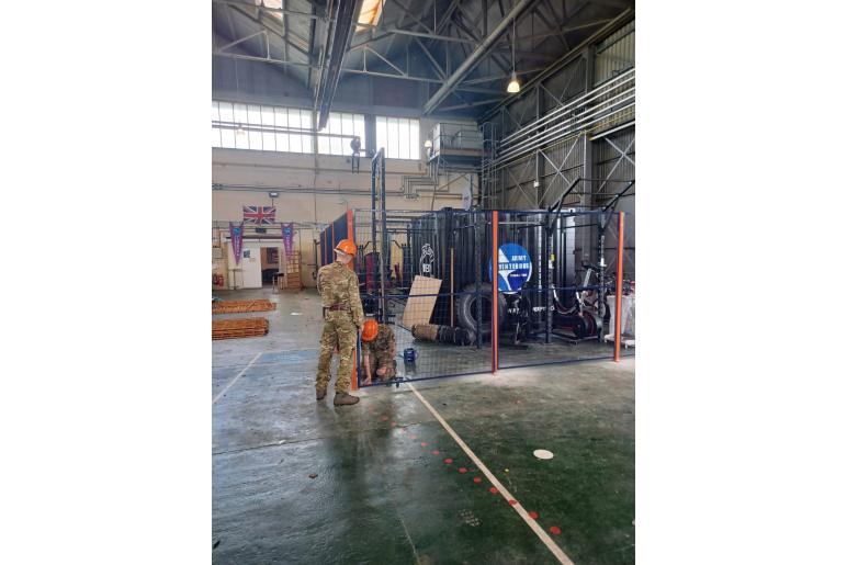 Mesh-cage -in-secure-hanger-MeshSTOR