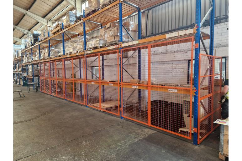 Five-mesh-doors-Apex pallet-racking-Meshstor