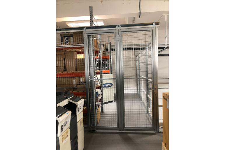 Euro-Key-lock-1500mm wide sliding-door-partitioning-OfficeSTOR