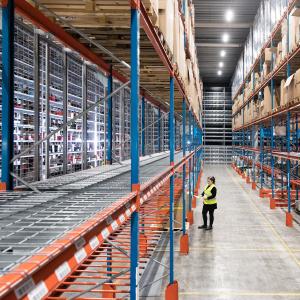 Meshstor-mesh-decks-for -pallet-racking